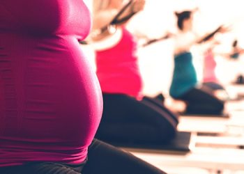 El ejercicio físico supervisado durante el embarazo mejora la respuesta cardiaca fetal